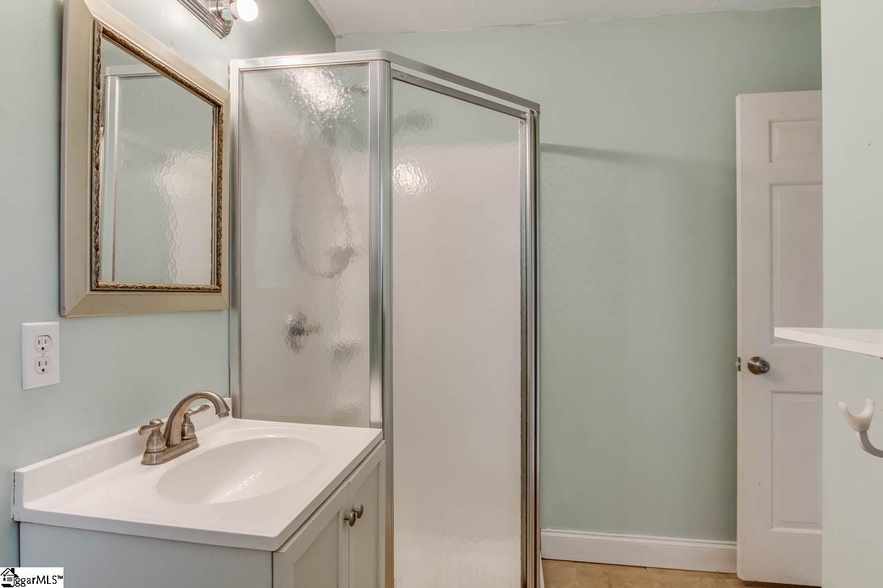 306 Timbrooke Way Easley, SC 29642 - Photo 30 of 36 Gallery Image 30