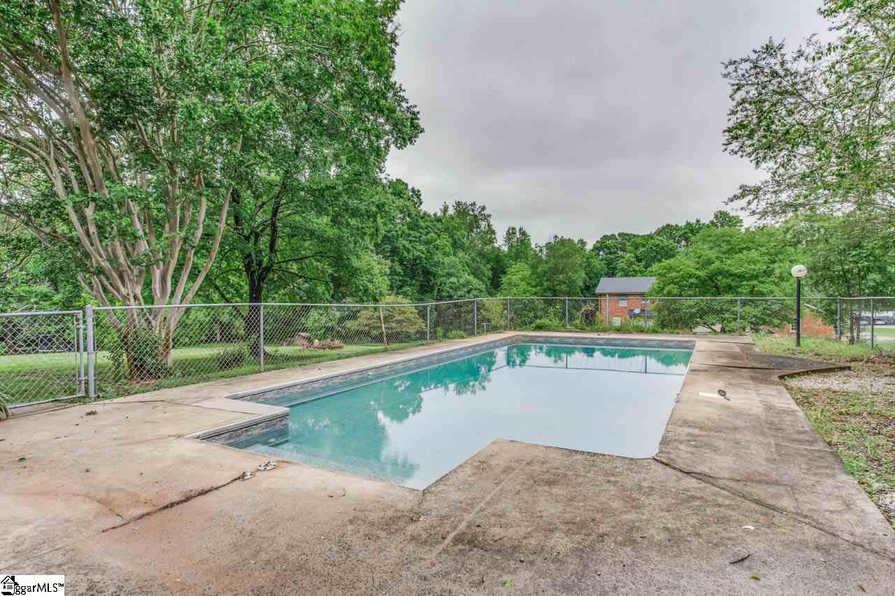 306 Timbrooke Way Easley, SC 29642 - Photo 35 of 36 Gallery Image 35