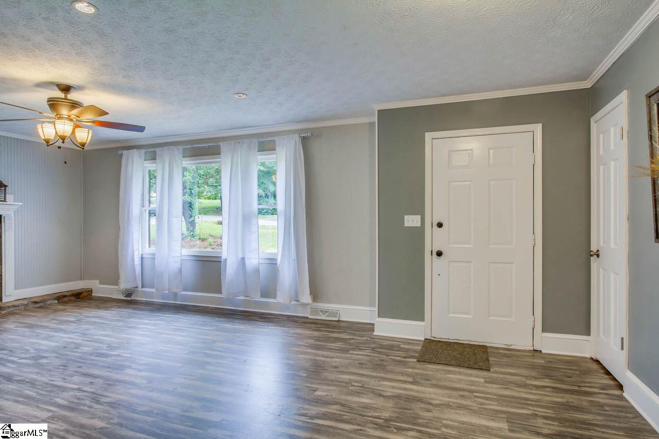 306 Timbrooke Way Easley, SC 29642 - Photo 9 of 36 Gallery Image 9