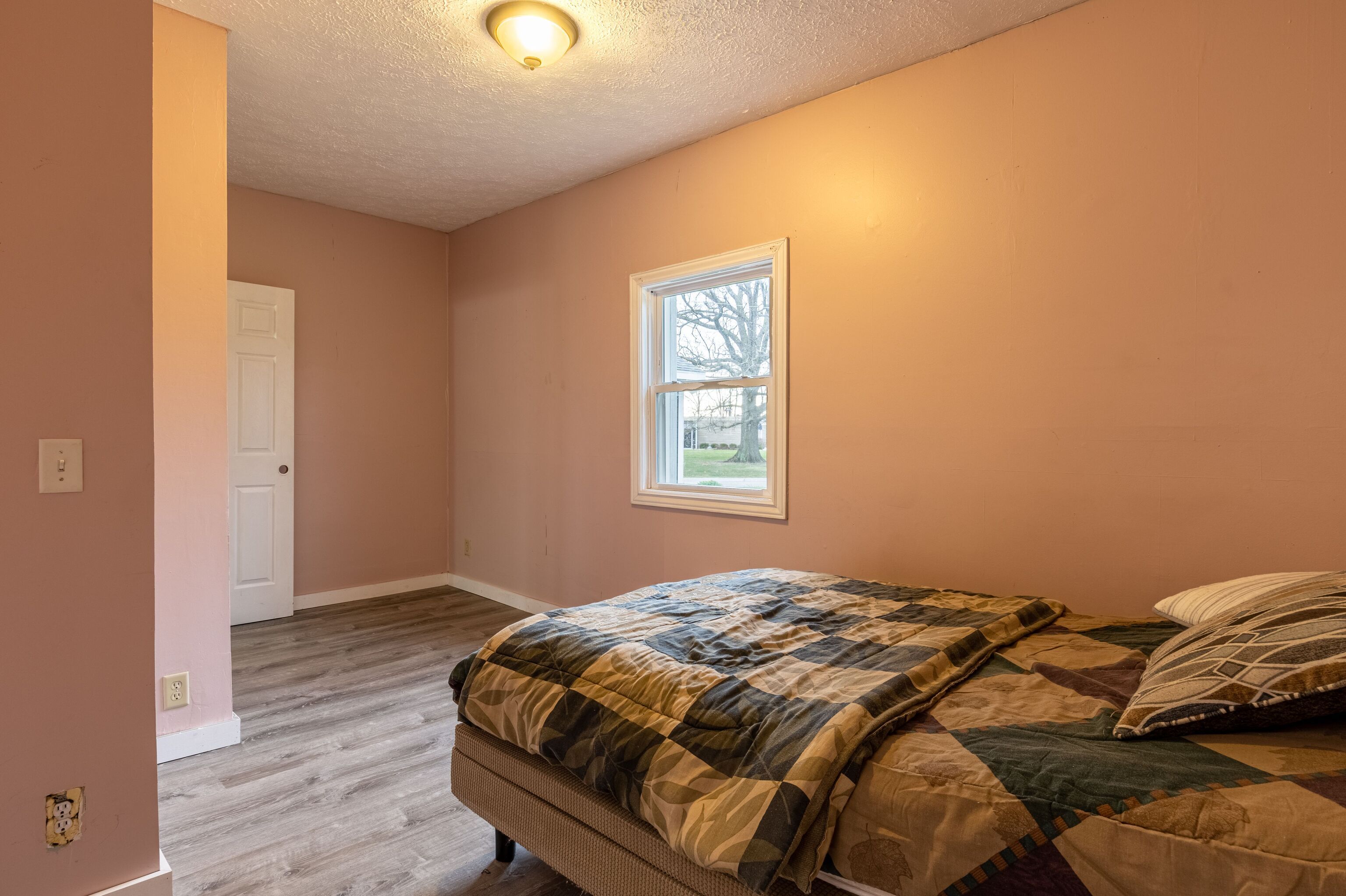 700 South Main Street Summitville, IN 46070 - Photo 17 of 37