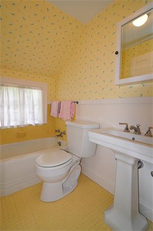 75 Garden Road Wellesley, MA 02481 - Photo 18 of 20 Gallery Image 18