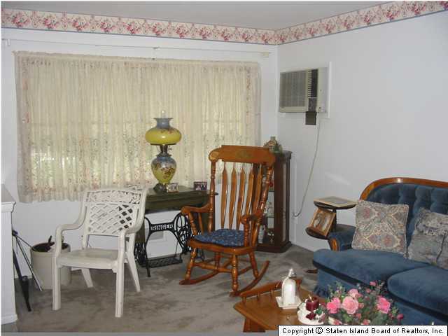 397 Annadale Road Staten Island, NY 10312 - Photo 3 of 9 Additional Photo