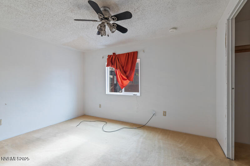 5179 Anchorage Court Reno, NV 89506 - Photo 13 of 18 5179 Anchorage Ct (13 of 18)