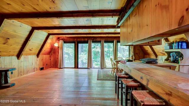 $299,999 | 824 County Road 106, Amsterdam, NY 12010