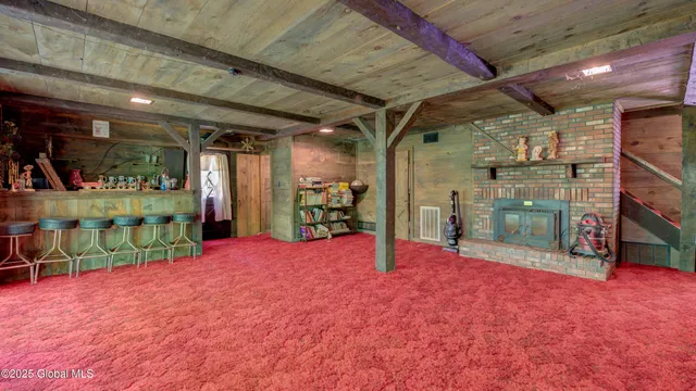 $299,999 | 824 County Road 106, Amsterdam, NY 12010