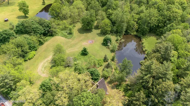 $299,999 | 824 County Road 106, Amsterdam, NY 12010