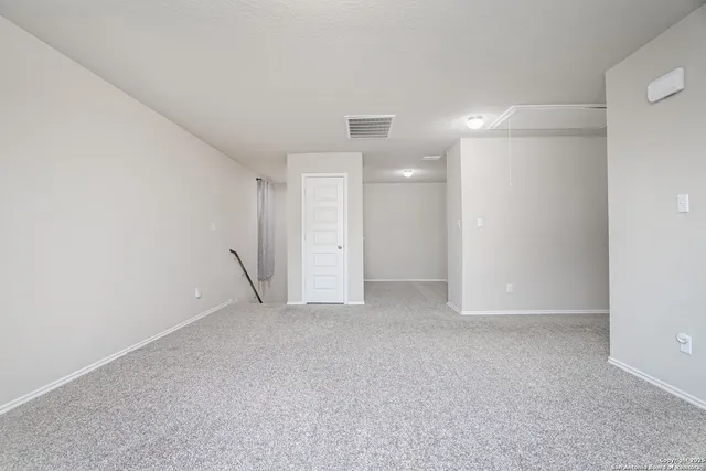 $350,000 | 5510 Daniel, St. Hedwig, TX 78152