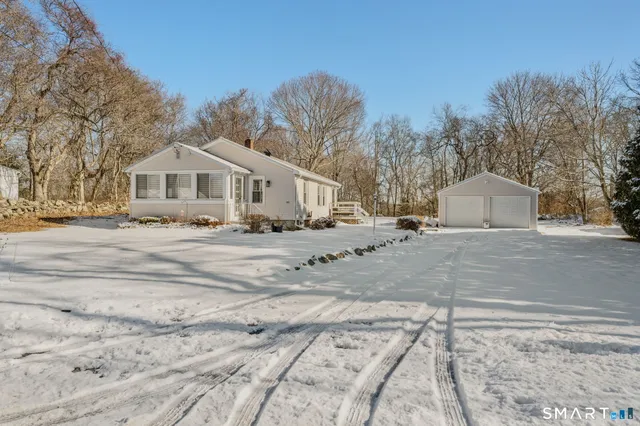 $2,200 | 125 Spithead Road, Waterford, CT 06385