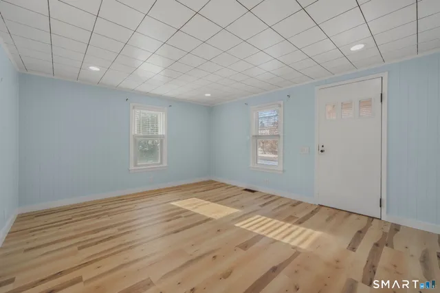 $2,200 | 125 Spithead Road, Waterford, CT 06385