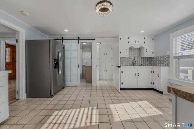 $2,200 | 125 Spithead Road, Waterford, CT 06385