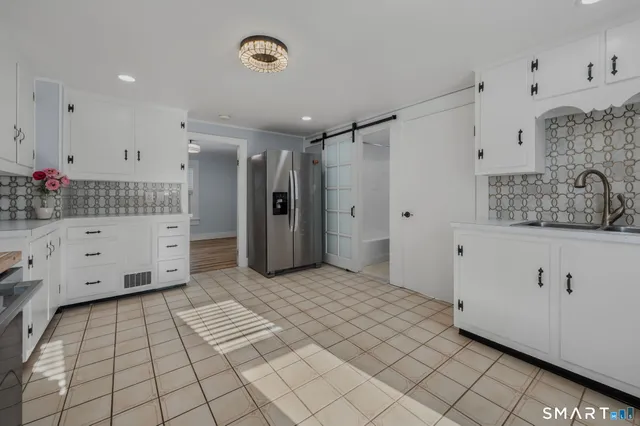 $2,200 | 125 Spithead Road, Waterford, CT 06385