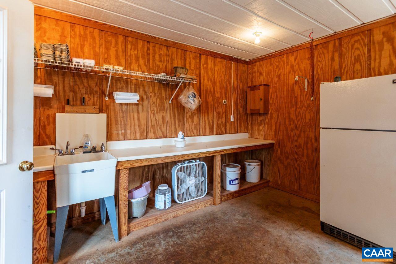1024 Sunset Drive Amherst, VA 24521 - Photo 67 of 73 Gallery Image 67