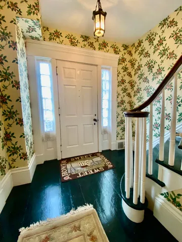 $2,300,000 | 70 Spring Street, Vineyard Haven, MA 02568