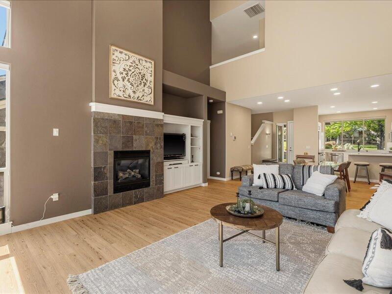 1378 Highland View Loop Redmond, OR 97756 - Photo 22 of 98 a living room with furniture and a fireplace