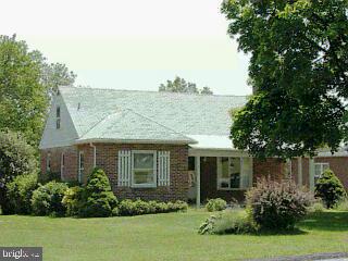 386 Hillcrest Road York, PA 17403 - Photo 1 of 1 Gallery Image 1