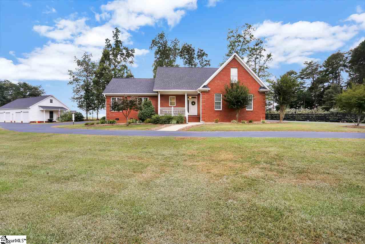 4012 Pennington Road Greer, SC 29651 - Photo 2 of 32