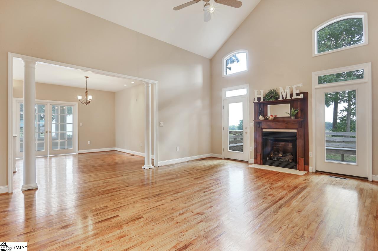 4012 Pennington Road Greer, SC 29651 - Photo 3 of 32