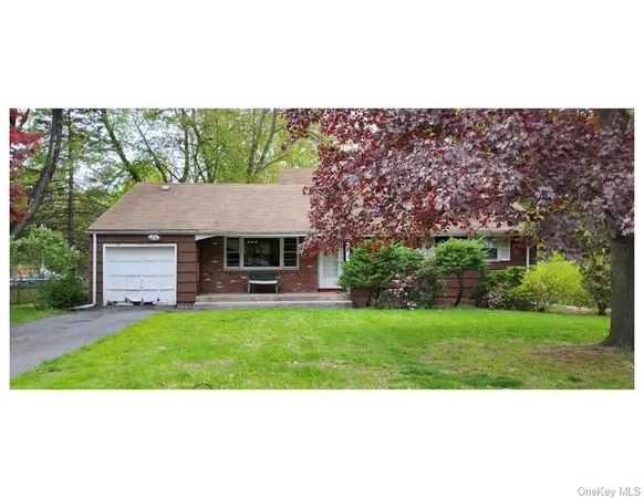 $599,000 | 35 Old Middletown Road, New City, NY 10956