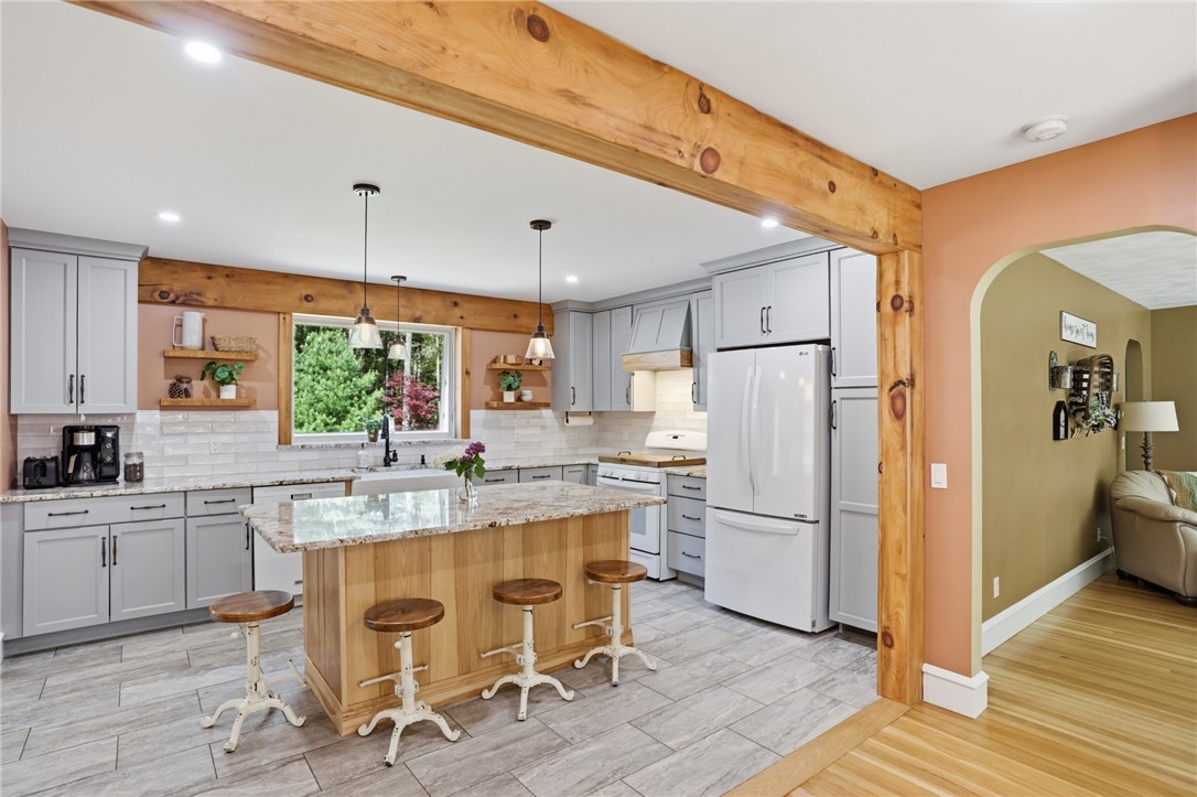 712 E Road Scituate, RI 02857 - Photo 26 of 50