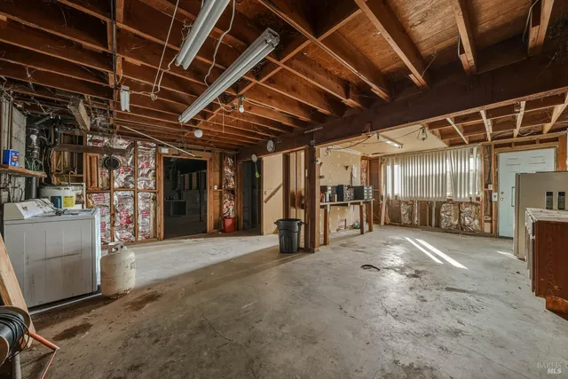 a view of a house with roof deck