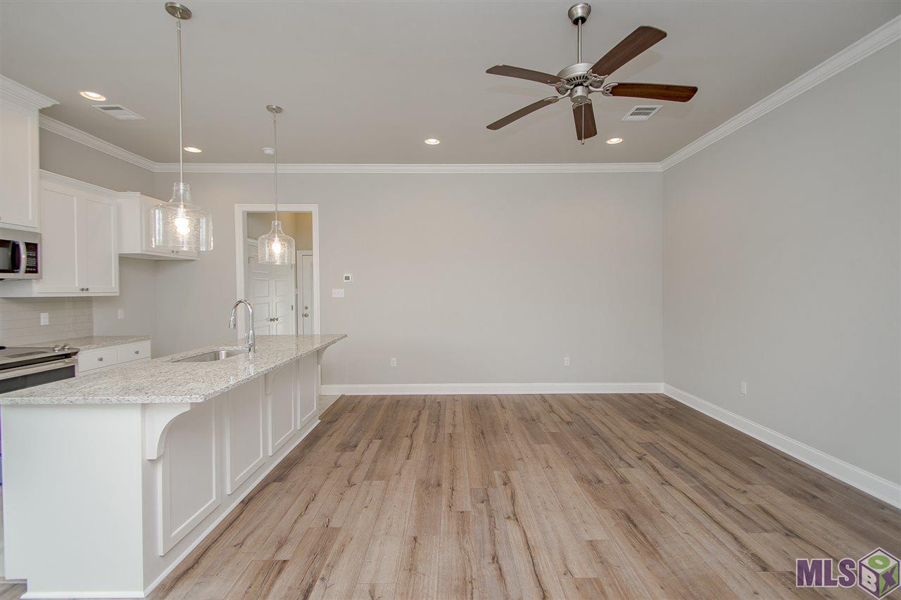 1427 Pelican Club Drive Baton Rouge, LA 70820 - Photo 6 of 23