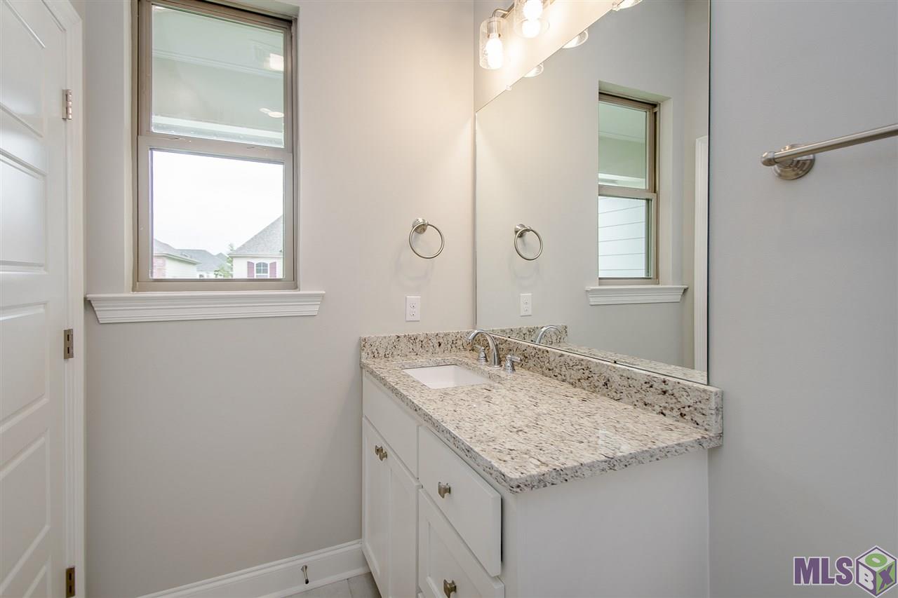 1427 Pelican Club Drive Baton Rouge, LA 70820 - Photo 10 of 23