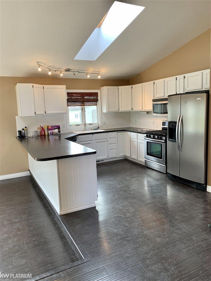 289 Fitz Road Goodells, MI 48027 - Photo 8 of 25