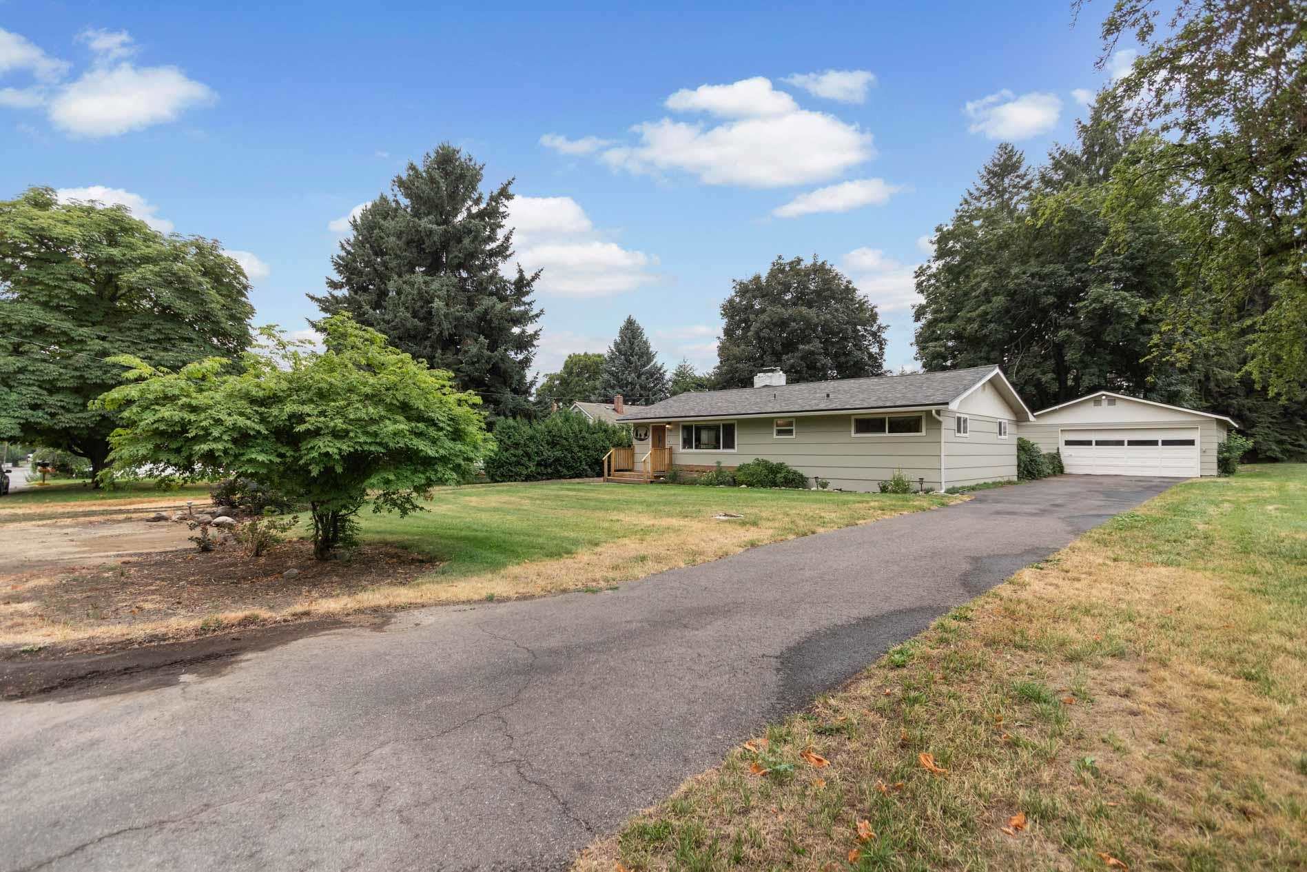 4203 North Willow Road Spokane, WA 99206 - Photo 2 of 28