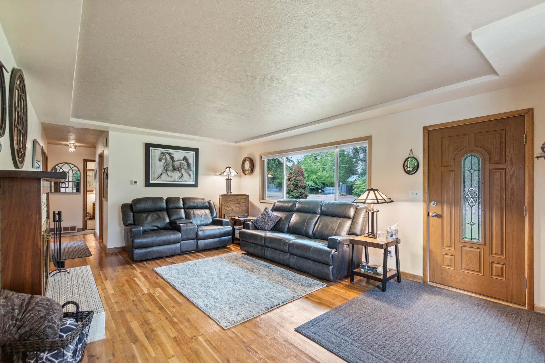 4203 North Willow Road Spokane, WA 99206 - Photo 4 of 28