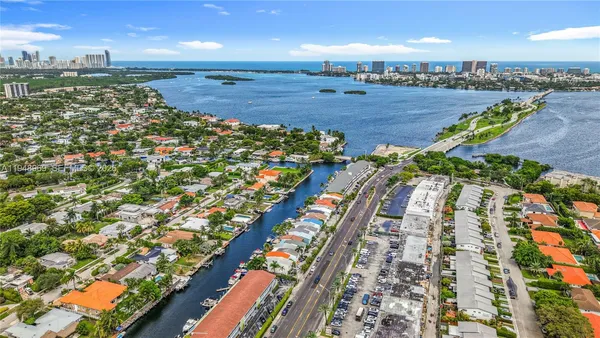 a view of an outdoor space and a yard