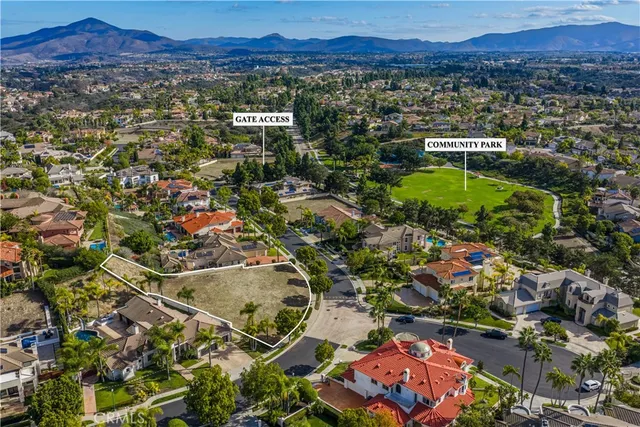 a view of a lush green field