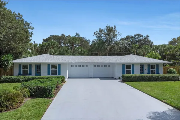 $1,145,000 | 9430-9436 Seagrape Drive, Vero Beach, FL 32963