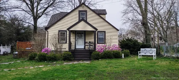 $3,700 | 164 Belltown Road, Stamford, CT 06905