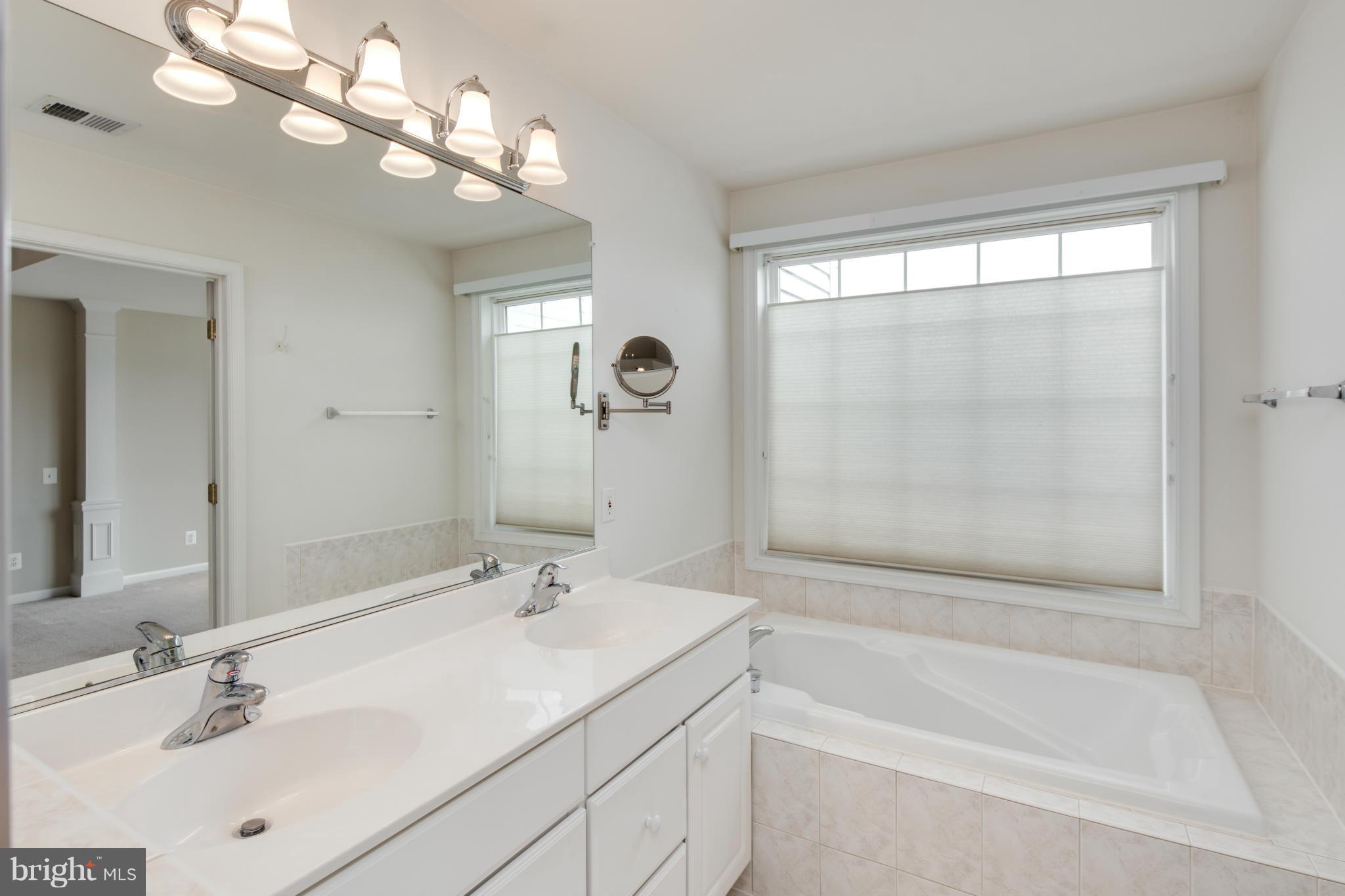 6324 Dunn Court Springfield, VA 22150 - Photo 18 of 30 Bath (Master)