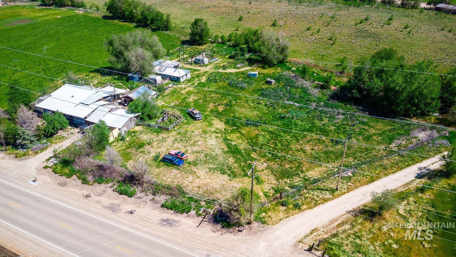 28688 Old Highway 30 Caldwell, ID 83607 - Photo 7 of 32