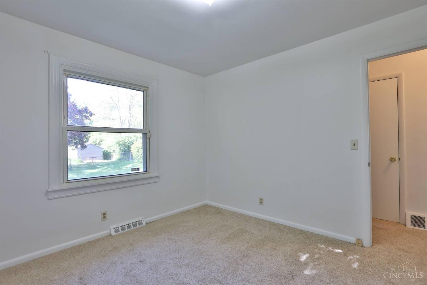 5021 Foley Road Cincinnati, OH 45238 - Photo 23 of 26 Gallery Image 23