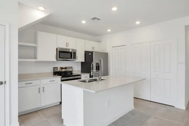 $2,200 | 14228 Lilac Sky Terrace, Bradenton, FL 34211