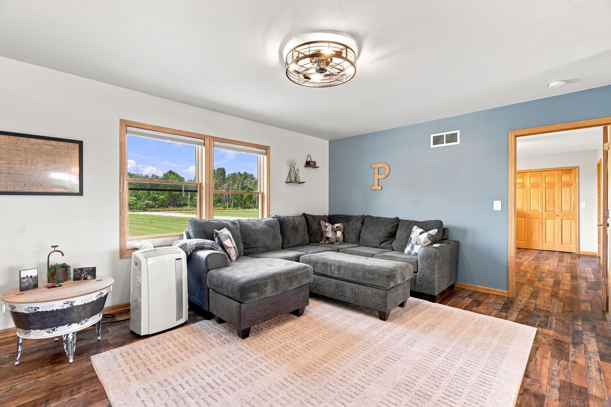 3271 Wagner Road Croswell, MI 48422 - Photo 8 of 58
