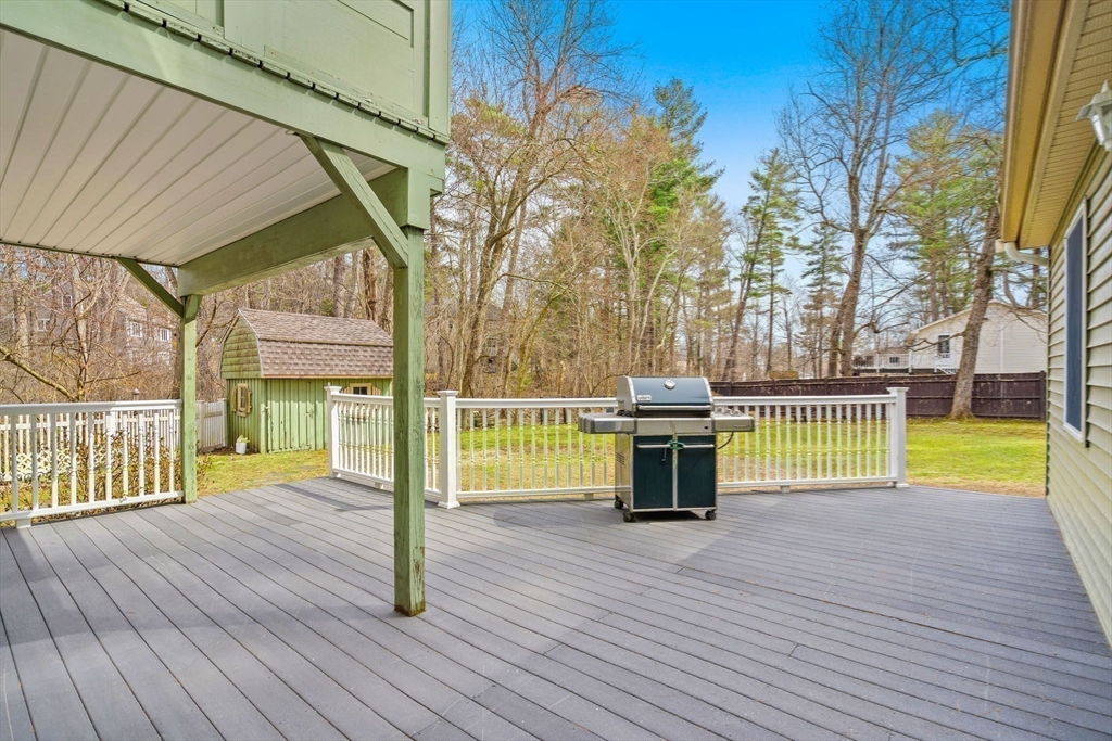 14 Meade Road North Reading, MA 01864 - Photo 23 of 33