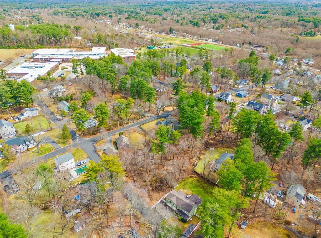 14 Meade Road North Reading, MA 01864 - Photo 30 of 33