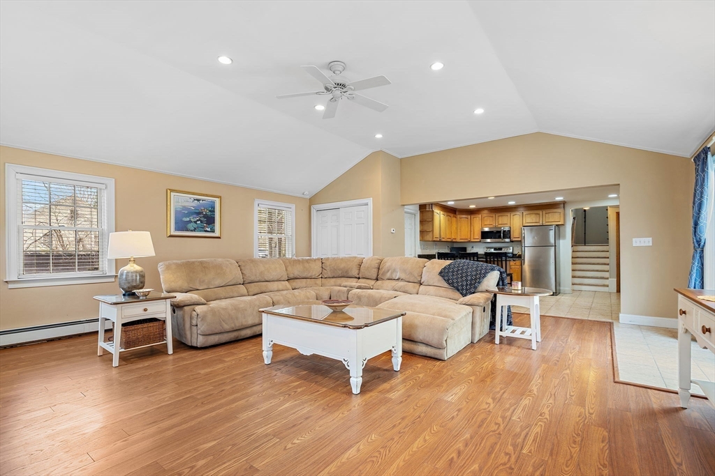 14 Meade Road North Reading, MA 01864 - Photo 10 of 33