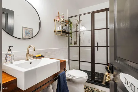 a close view of door