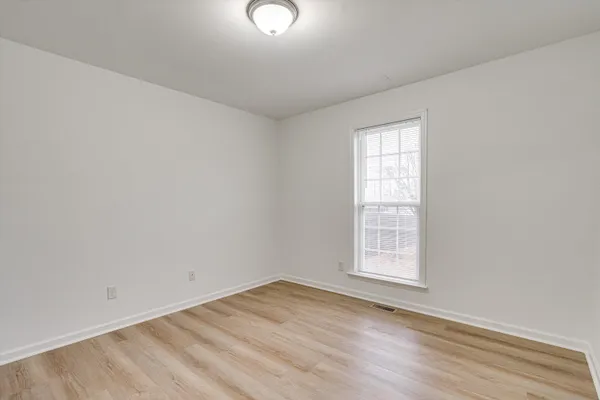 $2,300 | 1870 Cannondale Loop, Chattanooga, TN 37421