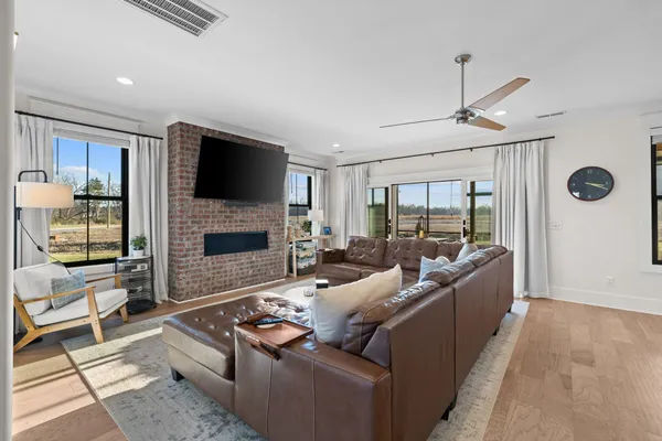 $725,000 | 1550 Shalom Street, Murfreesboro, TN 37128