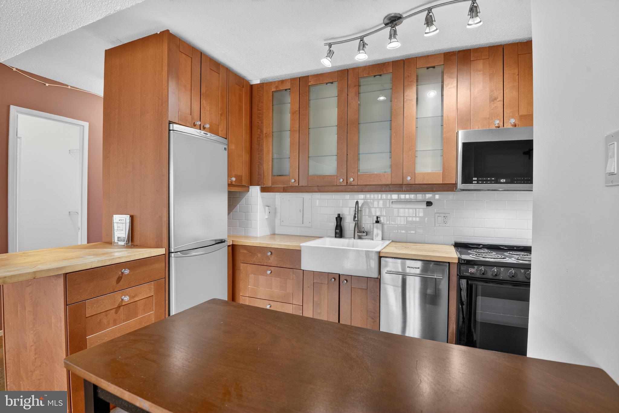 1301 Delaware Avenue Southwest, Unit N602 Washington, DC 20024 - Photo 9 of 18