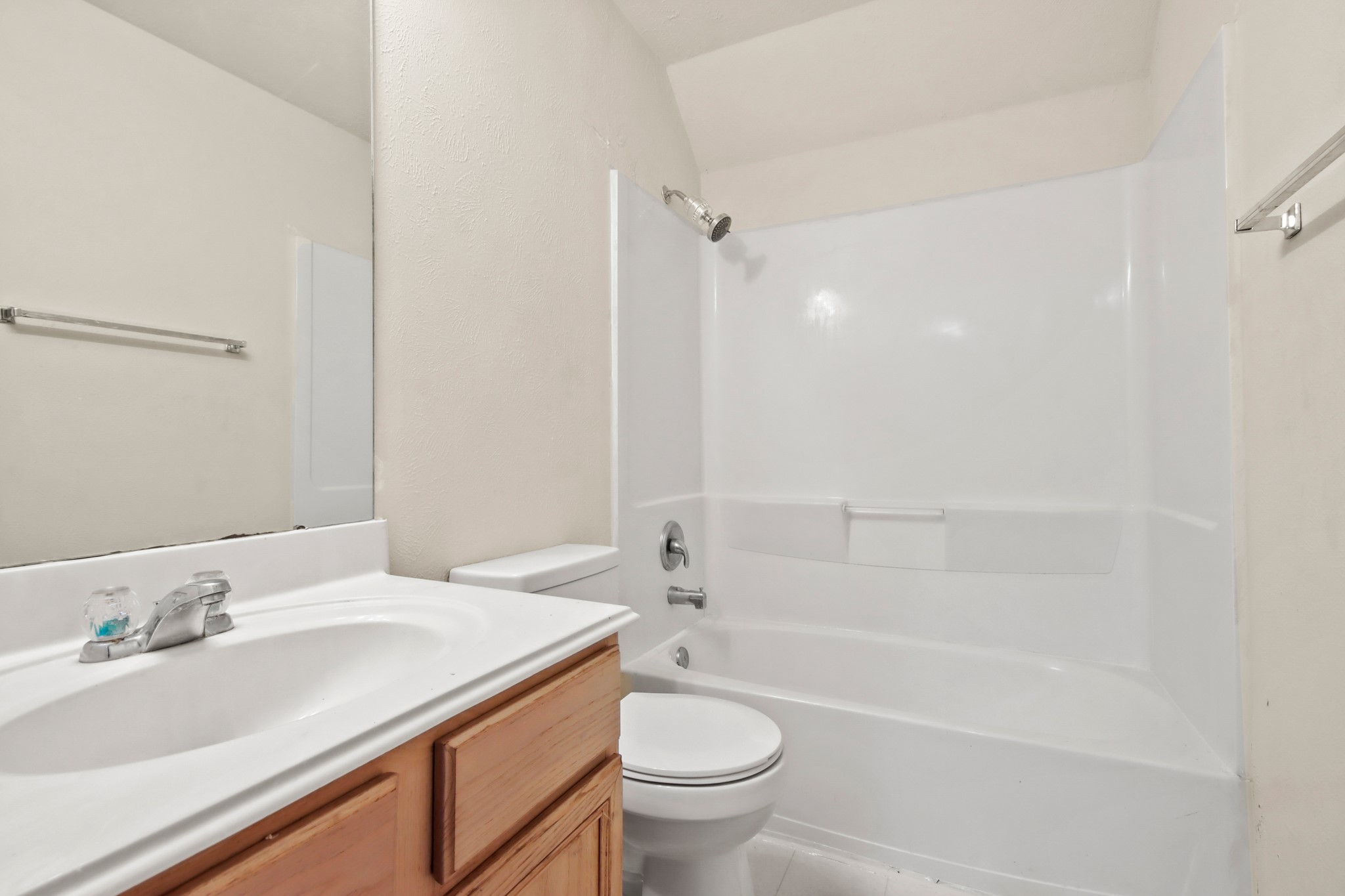 807 Sycamore Ridge Lane Houston, TX 77073 - Photo 12 of 18 Gallery Image 12