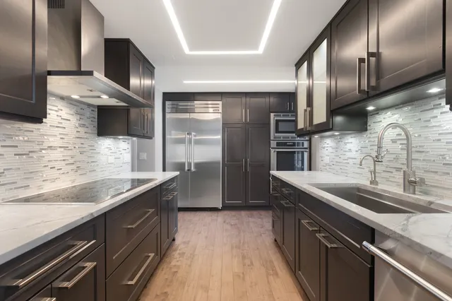 $6,200 | 200 East Delaware Place, Unit 13D, Chicago, IL 60611