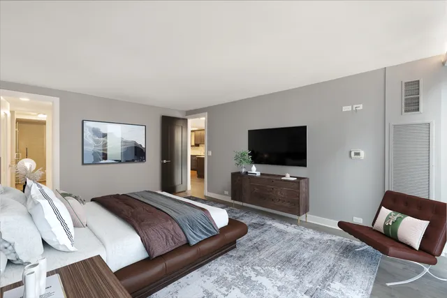 $6,200 | 200 East Delaware Place, Unit 13D, Chicago, IL 60611