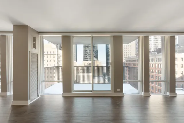 $6,200 | 200 East Delaware Place, Unit 13D, Chicago, IL 60611