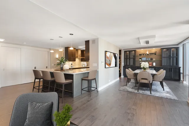 $6,200 | 200 East Delaware Place, Unit 13D, Chicago, IL 60611